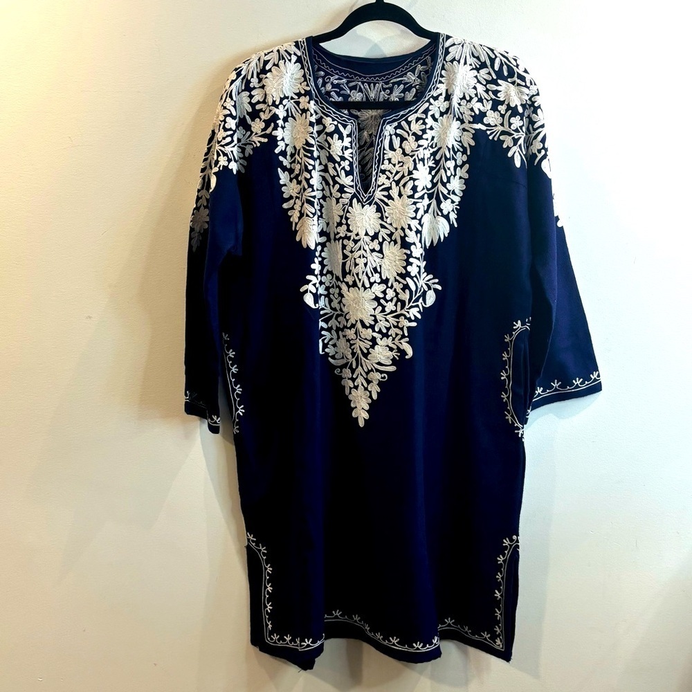 TUNIC Sz XL (estimated) Unbranded Side Pockets Slits 3/4 Sleeve Crew Neck Top